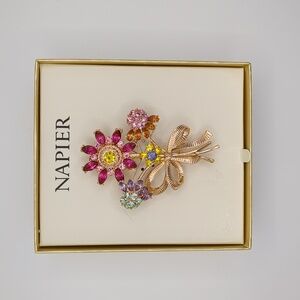 Napier Flower Bunch Brooch